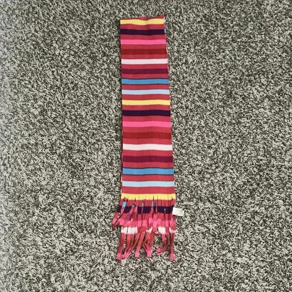 OldNavy Girls Scarf - Picture 3 of 5
